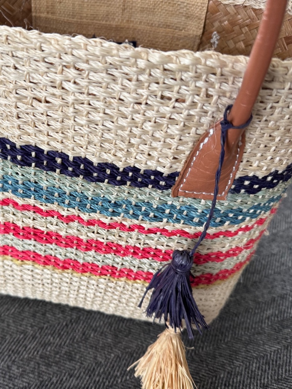 NWT STRIPED STRAW TOTE, LEATHER HANDLES AND DARLING RAFFIA TASSELS
